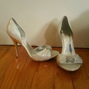 Aldo occasion shoes sz 39 (fits like 38.5)
